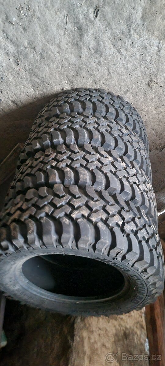 Kola JEEP 235/60 r16