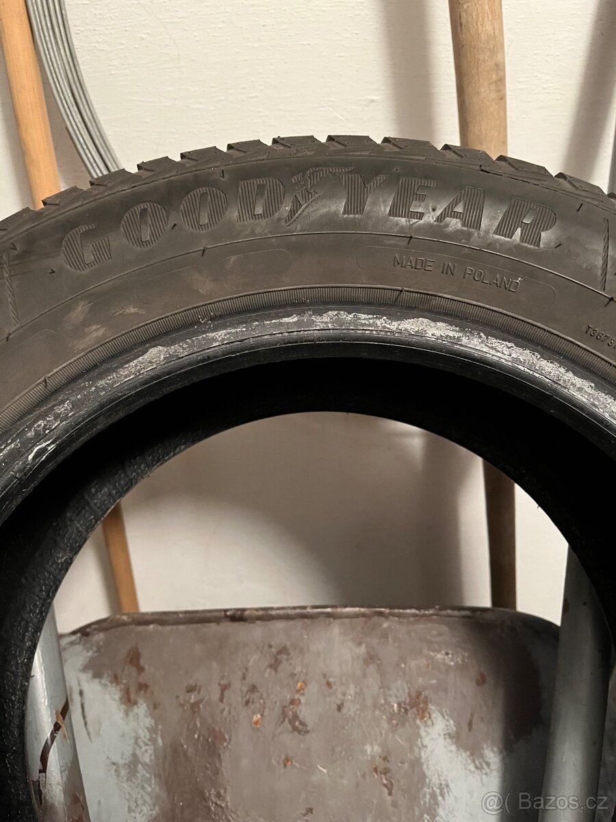 Zimní pneu 185/60r14