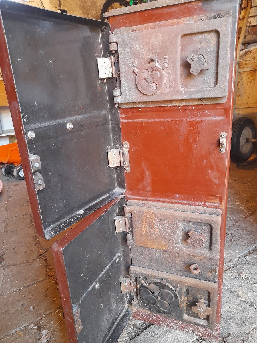 Kamna Fikoterm U5P, tzv. PETRY