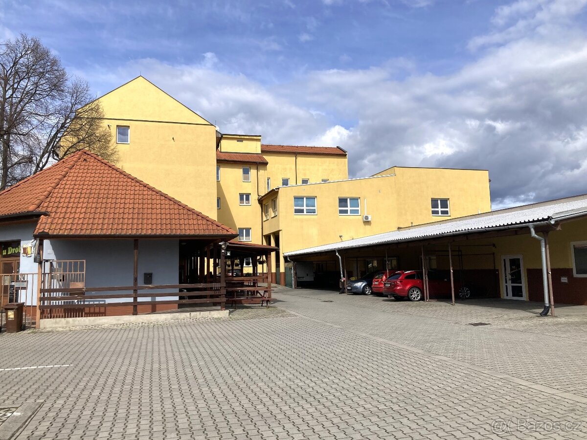 PRONÁJEM VÝROBA/SKLAD UHERSKÝ BROD