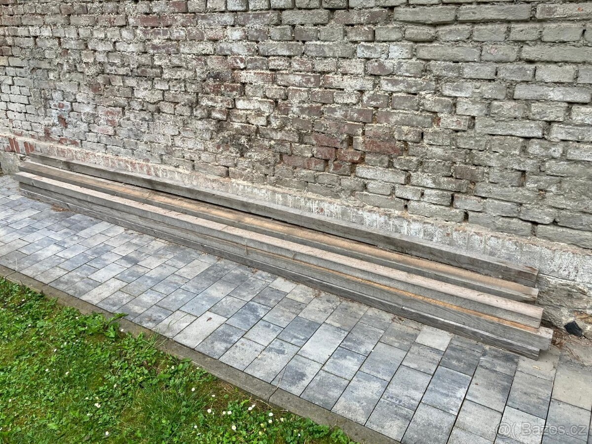 Dřevěné trámy 6x8x415 cm - 12 ks
