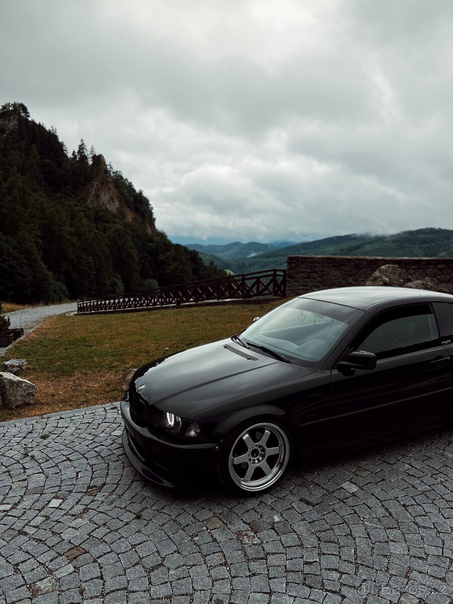 BMW e46 323ci
