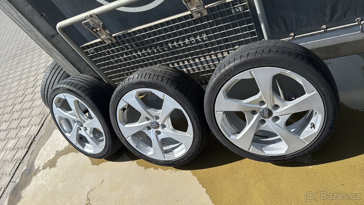 Kola AUDI (originál) s letními pneu 225/40 R18