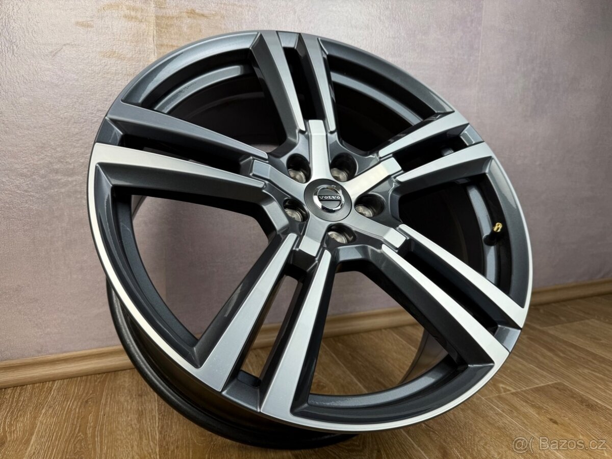 TOP kola R20 Volvo XC60 originál