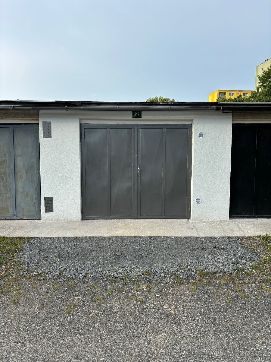 Garáž RK-NEKONTAKTOVAT