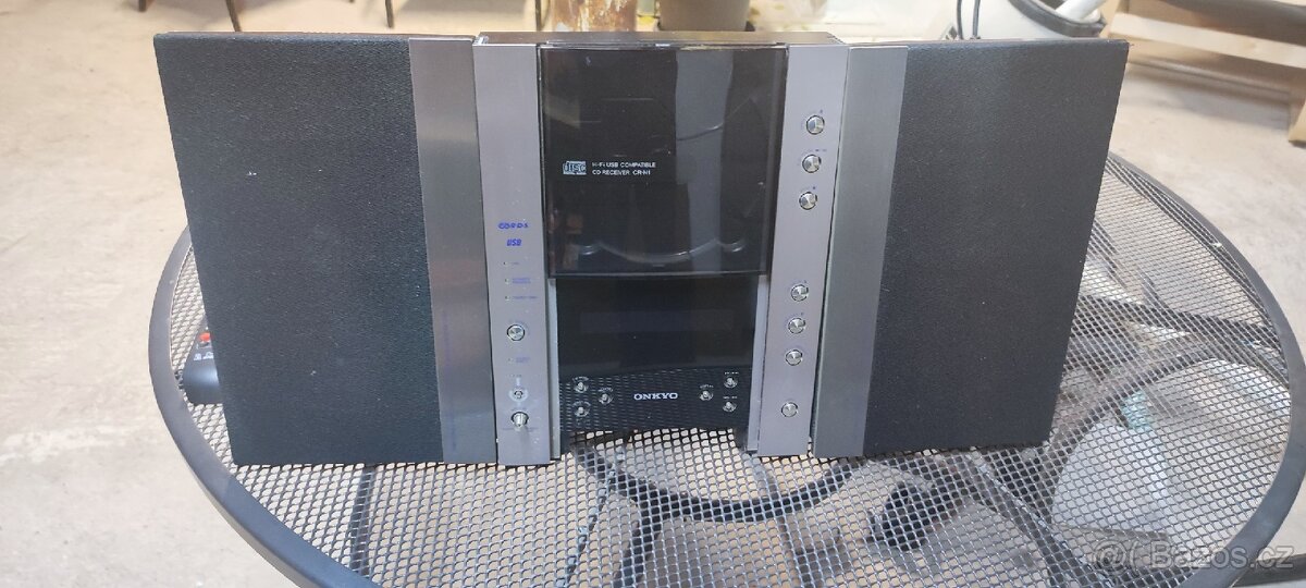 Onkyo CR -N1