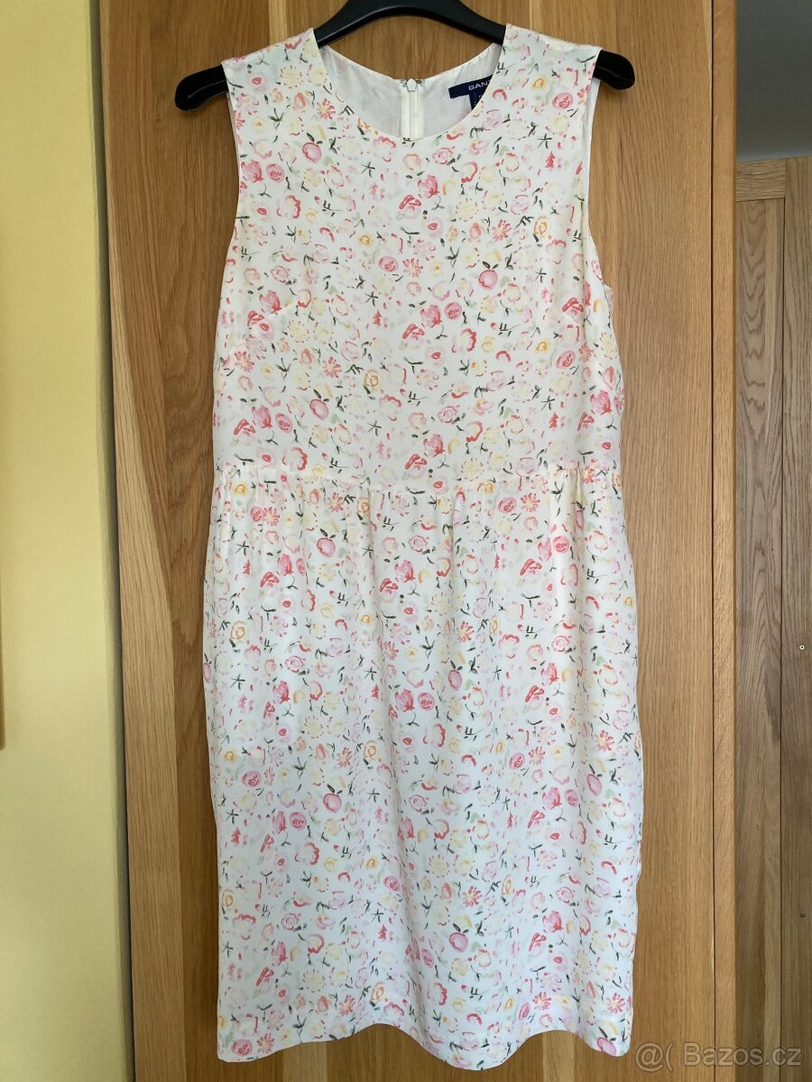 Letní hedvábné šaty