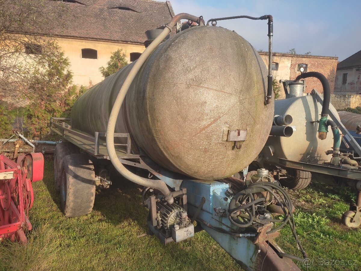 HTS 100 Fekál.