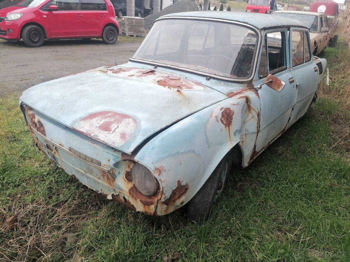 ŠKODA 100