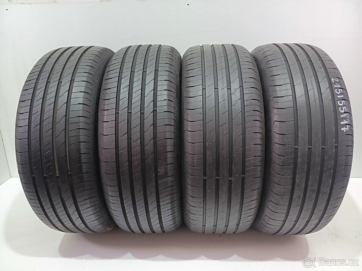 Letní pneu 215/55/17 GoodYear