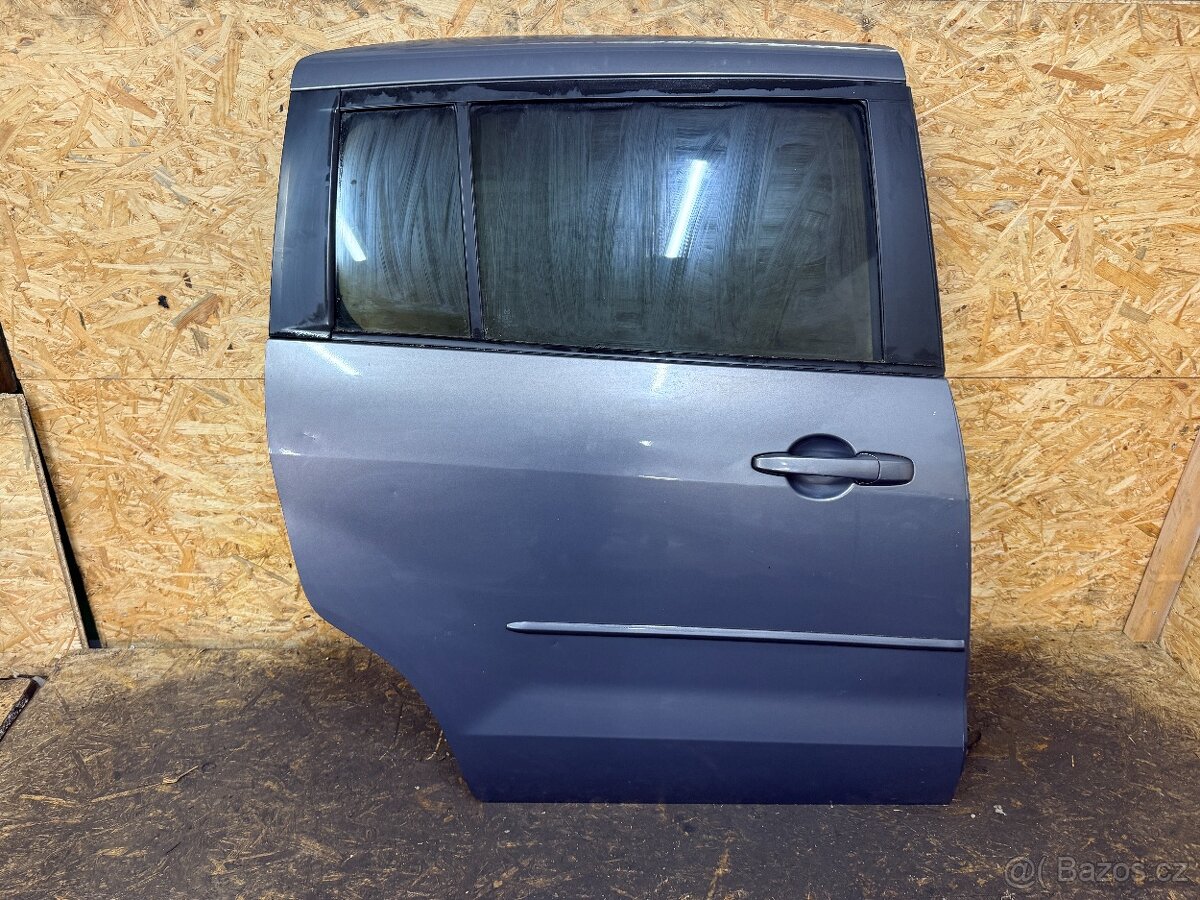 PRAVÉ ZADNÍ DVEŘE MAZDA 5 2005-2008