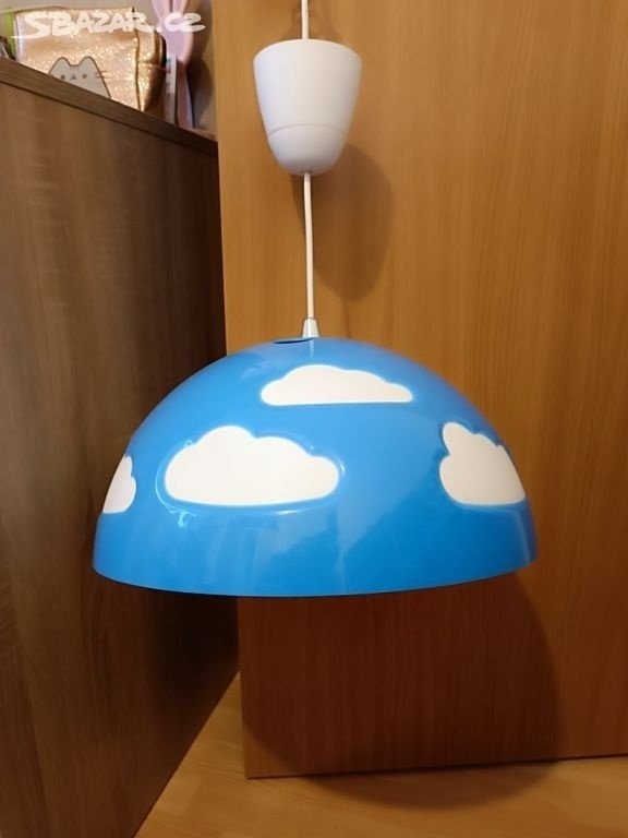 Lustr do pokojíčku - plastový