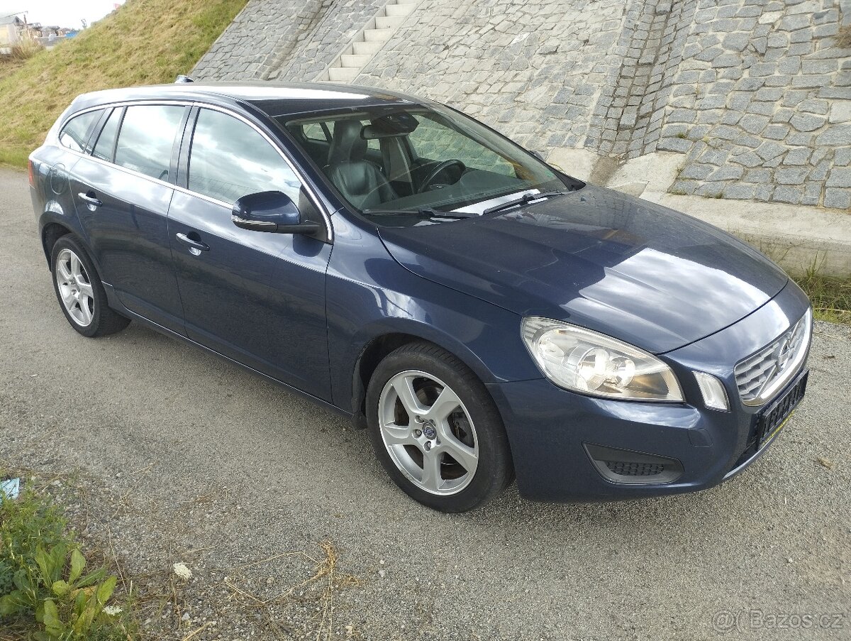 Volvo V50 1,6D 84KW BEZ KOROZE