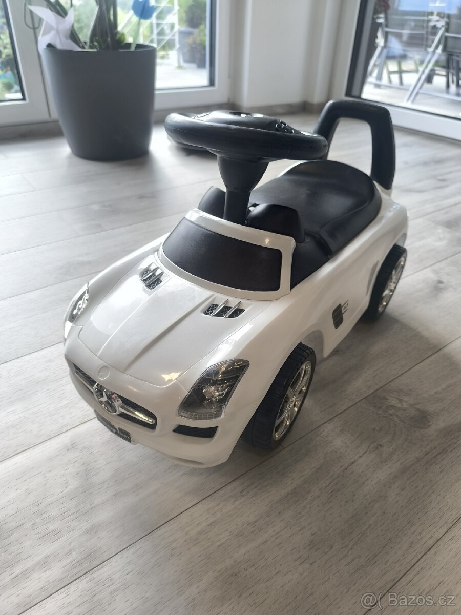 Odrážedlo Mercedes
