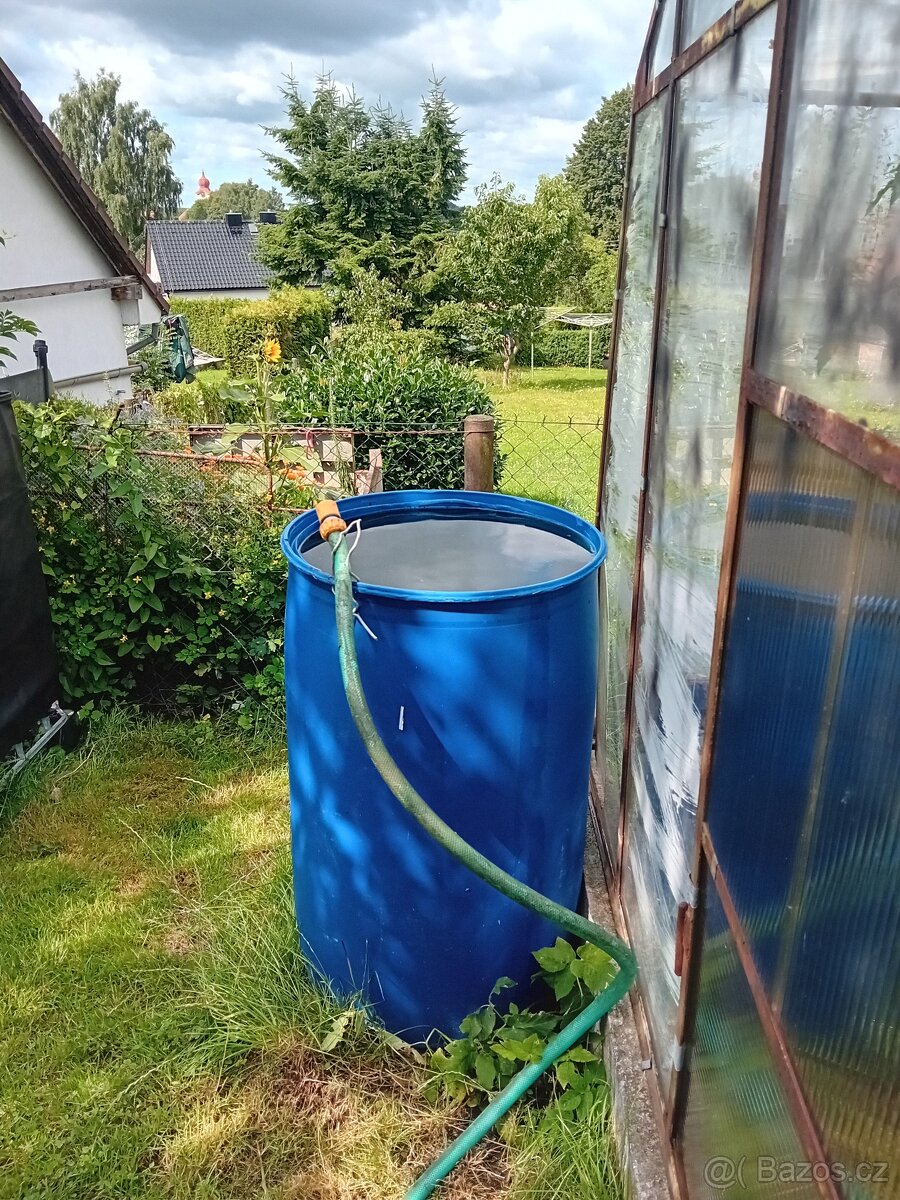 Plastový sud 200 l