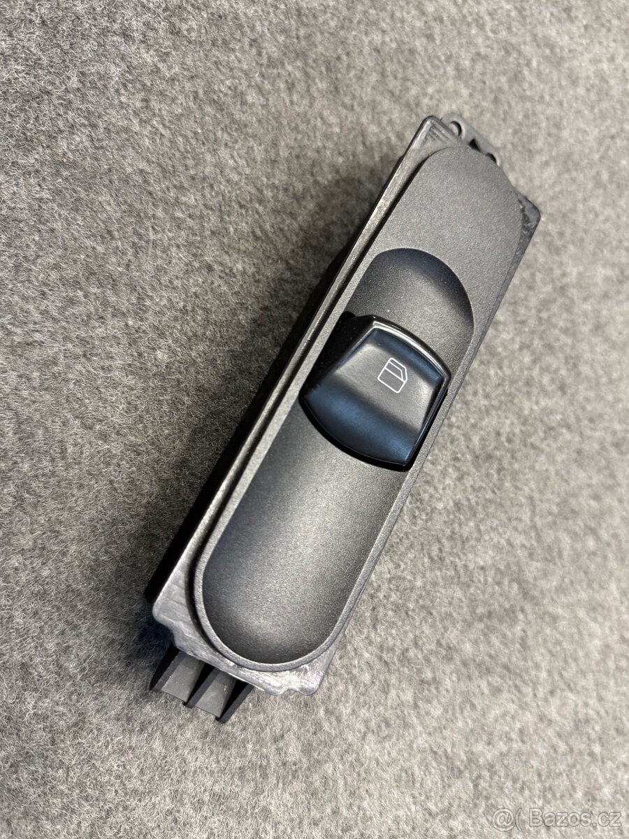 Ovladač oken Mercedes-Benz Vito/Viano W639