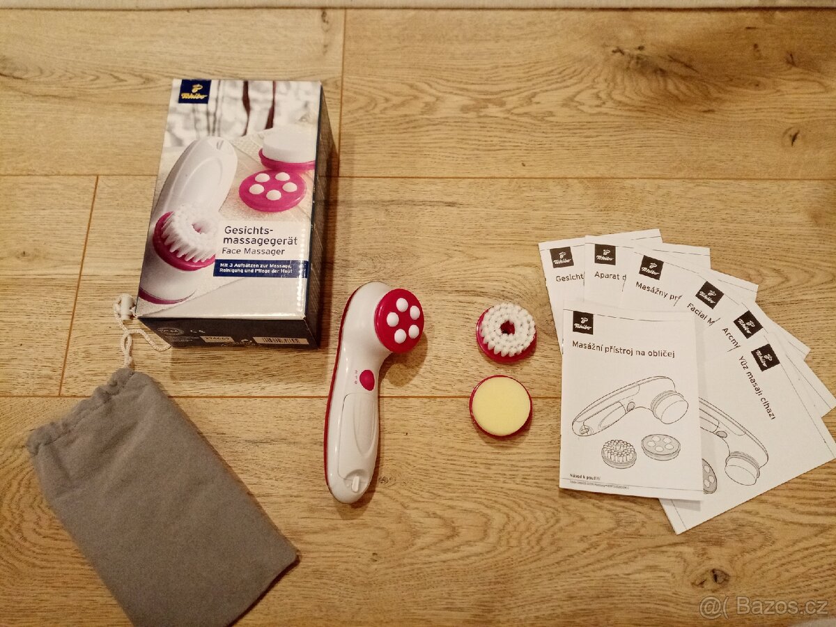 Masážní přístroj na obličej