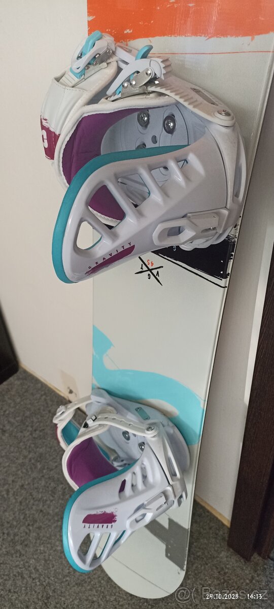 Snowboard Gravity+boty Gravity Aura