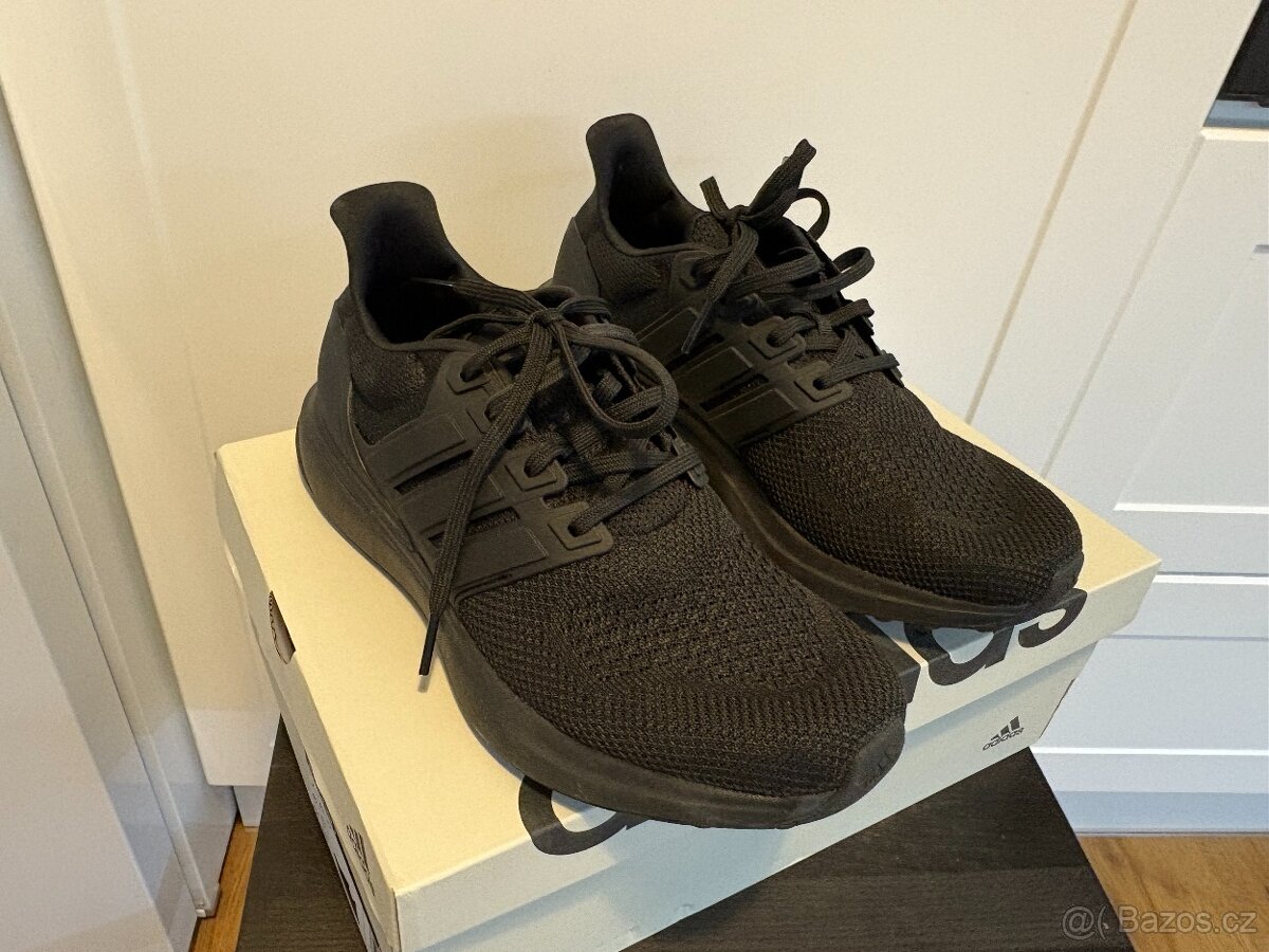 Adidas UBOUNCE DNA J, EUR 40, dětské