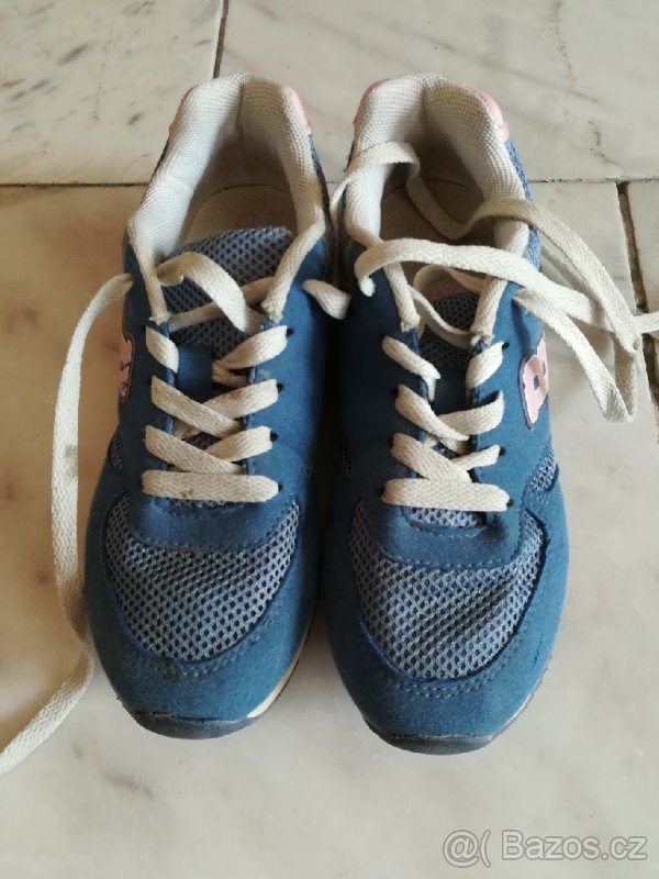 Dívčí tenisky zn.Pepperts vel.33