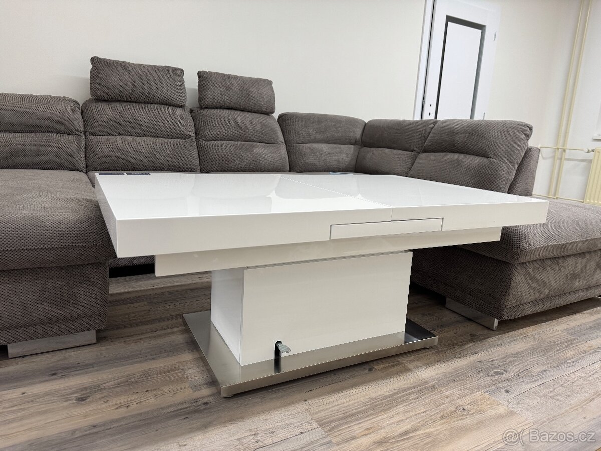 Prodám konferenční stolek