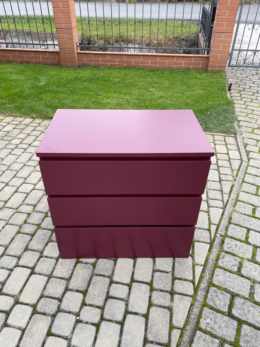 MALM komoda 3 zásuvky