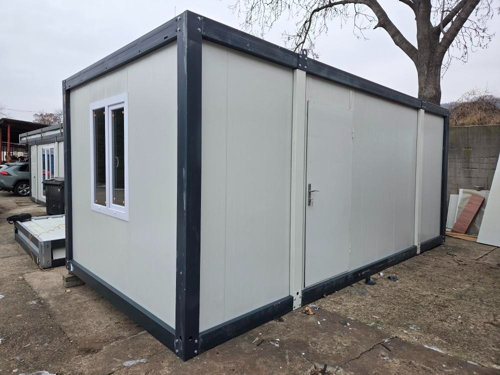 Stavební buňka/Kancelářský kontejner 7 x 3 m