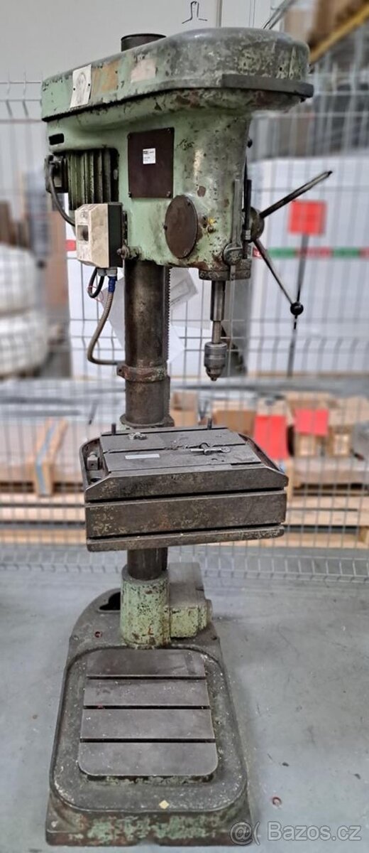 Sloupová vrtačka TOS VS 16 (8911)