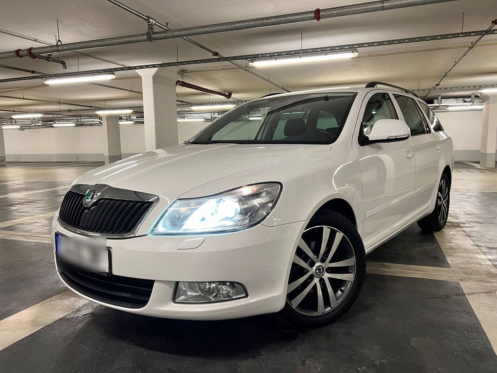 UBER BOLT TAXI PRONÁJEM AUTOPUJČOVNA