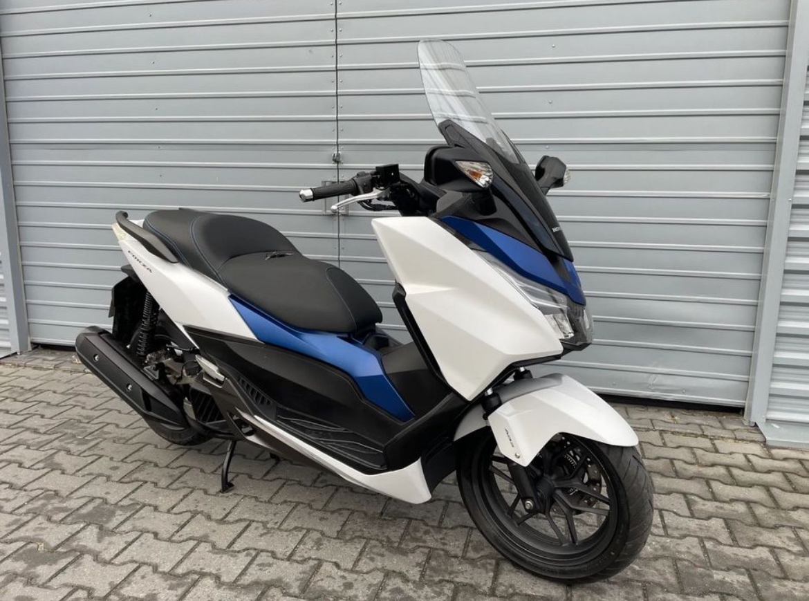 Honda Forza 125