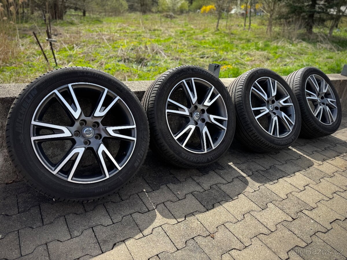 Originální alu sada disků Volvo v.č. letních pneu