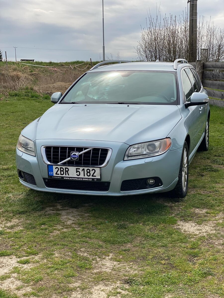 Prodam Volvo V 70