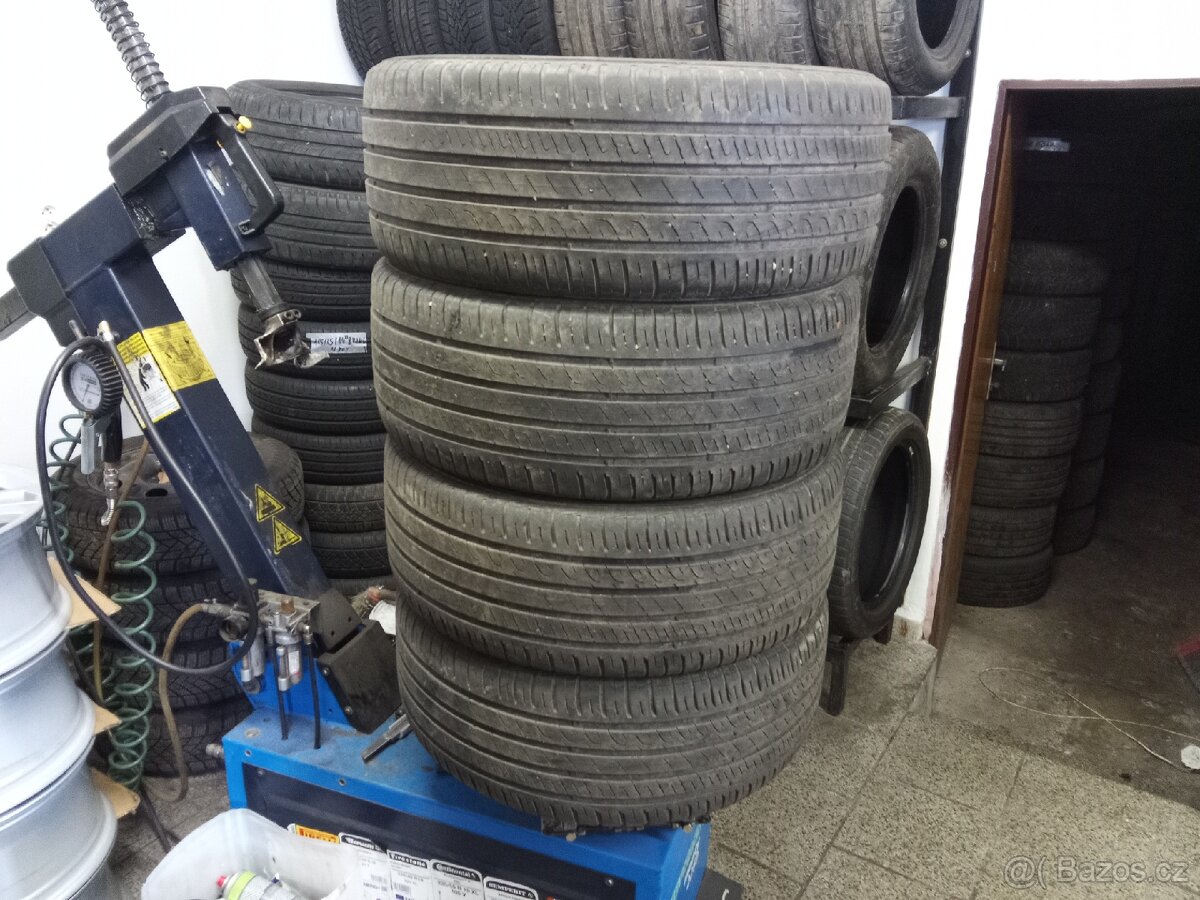 225/50 R17 XL Barum Letní