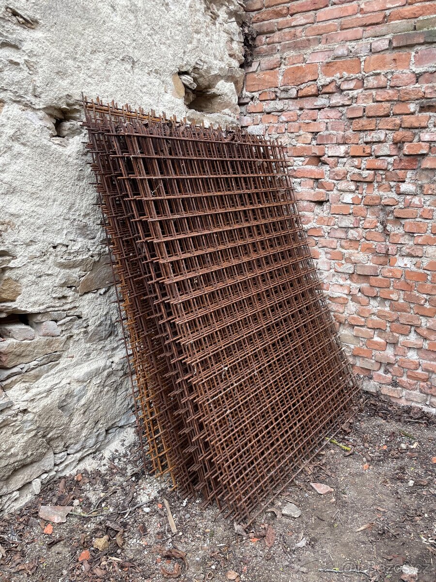 Kari sítě 100x100 tl.8mm