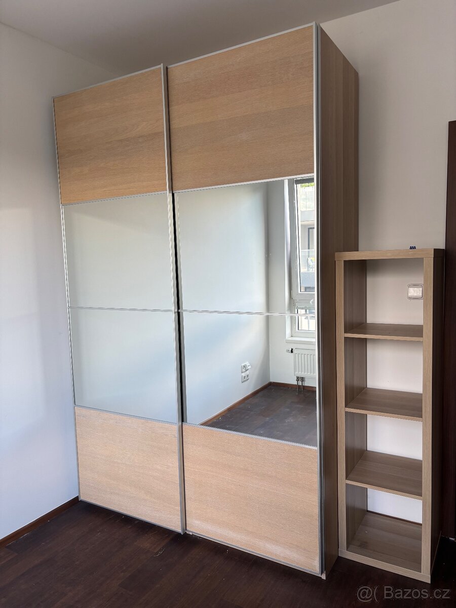 Šatní skříň Ikea velká