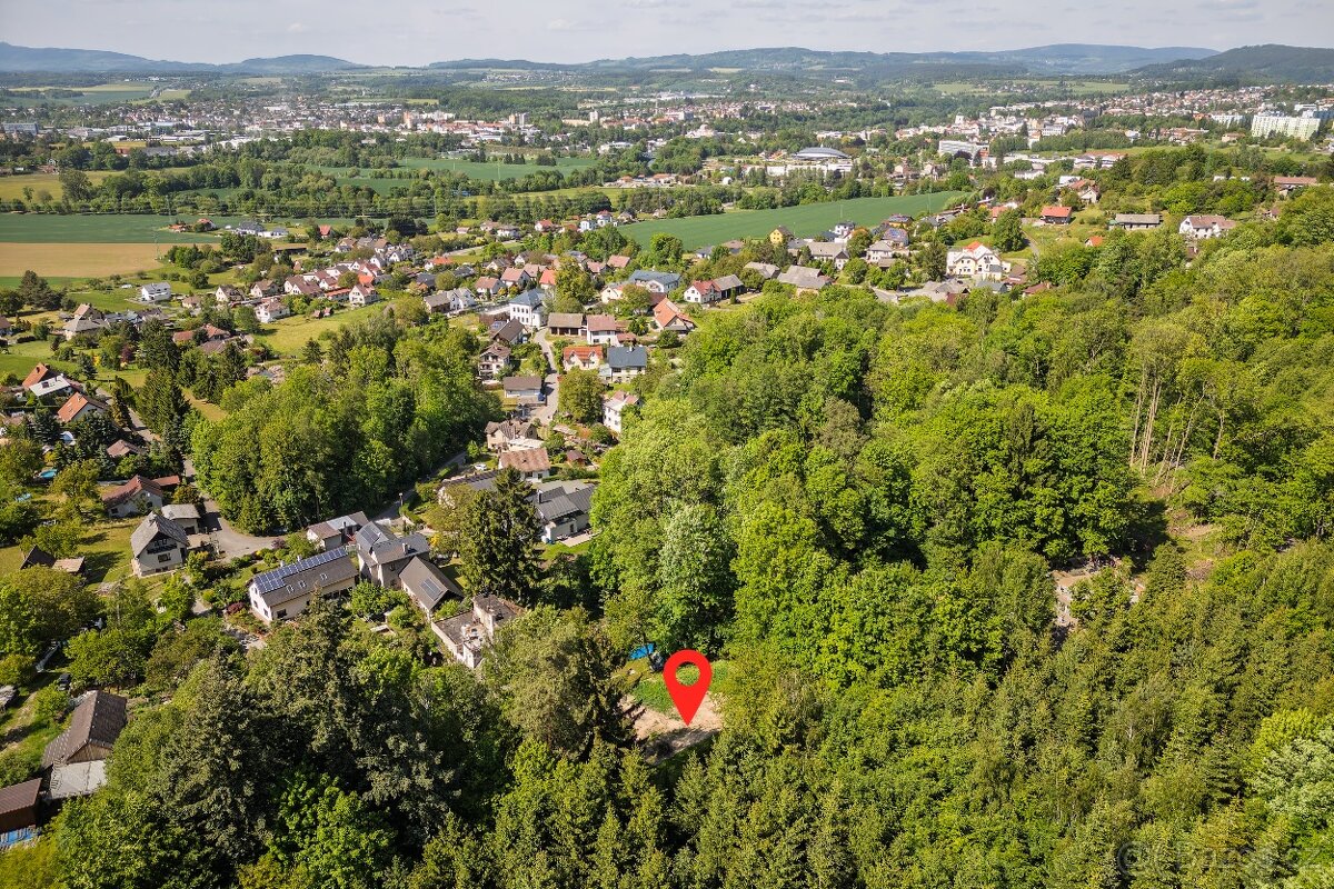 Prodej stavebního pozemku 1207 m² Turnov - Mašov