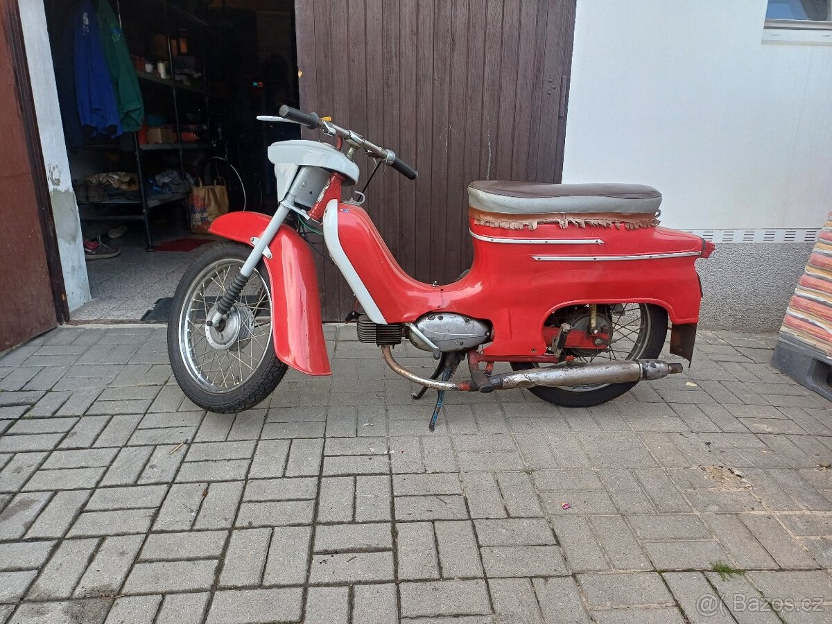 jawa pionyr