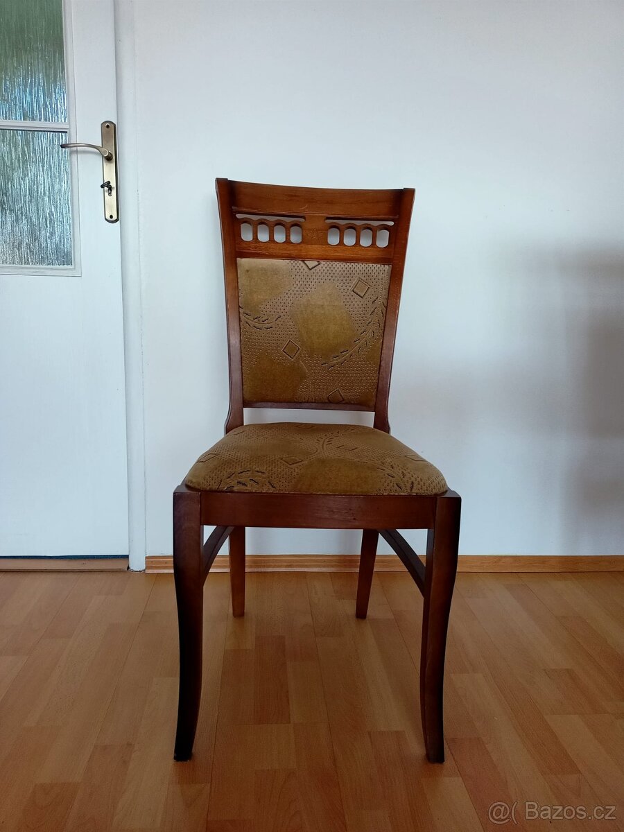 Polstrované židle
