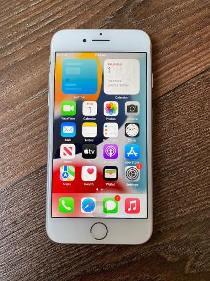 📱 iPhone 7 – 32 GB – funkčný, ale s chybami – TOP stav inak