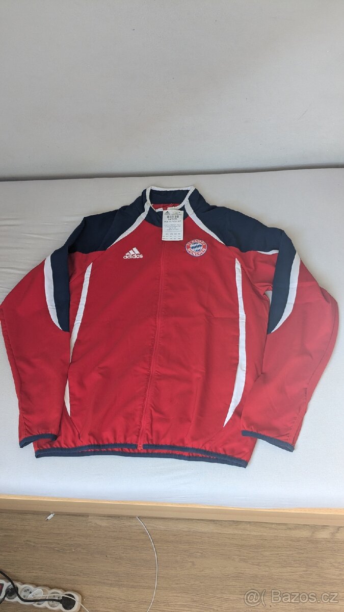 Bunda Adidas FC Bayern Mnichov 21/22