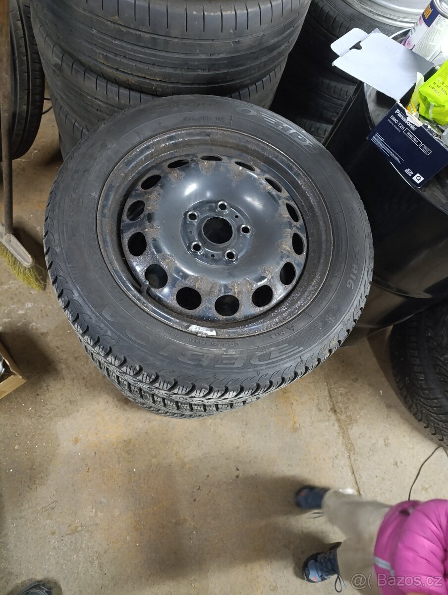 16" zimni sada Skoda Octavia 3 205/55 R16 5x112