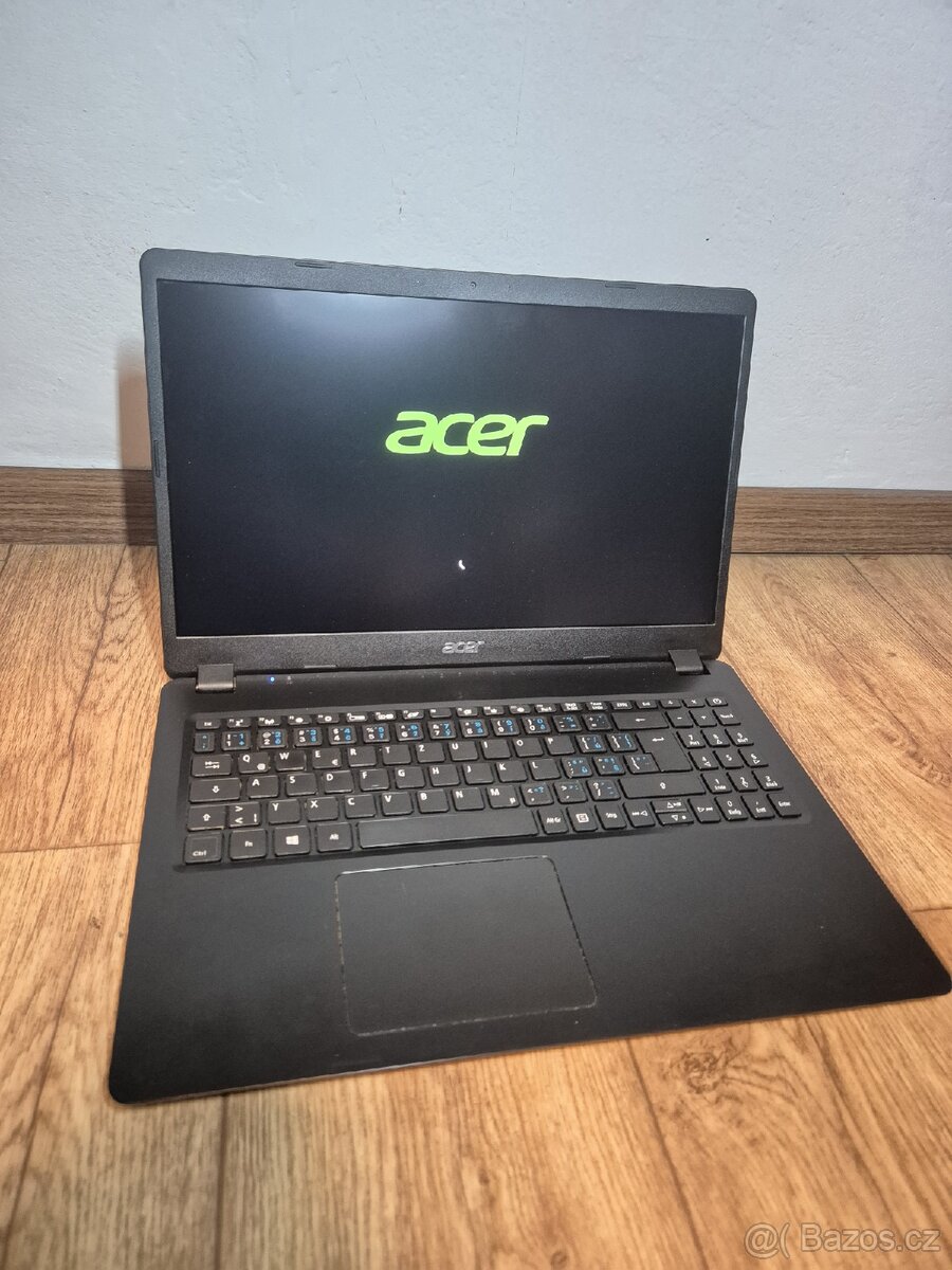 ACER ASPIRE - i3 10gen, 8gb ram, 500gb disk