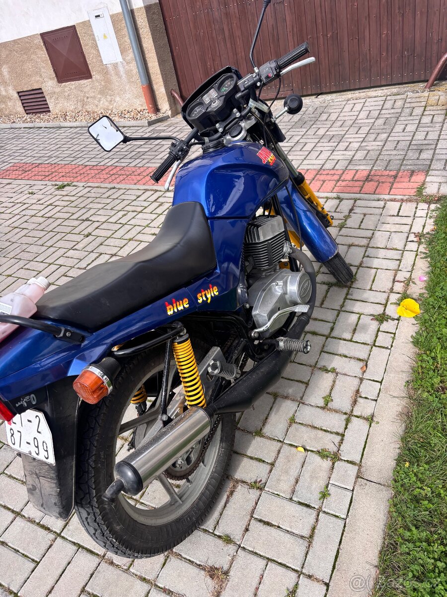 Jawa 350/640 blue style