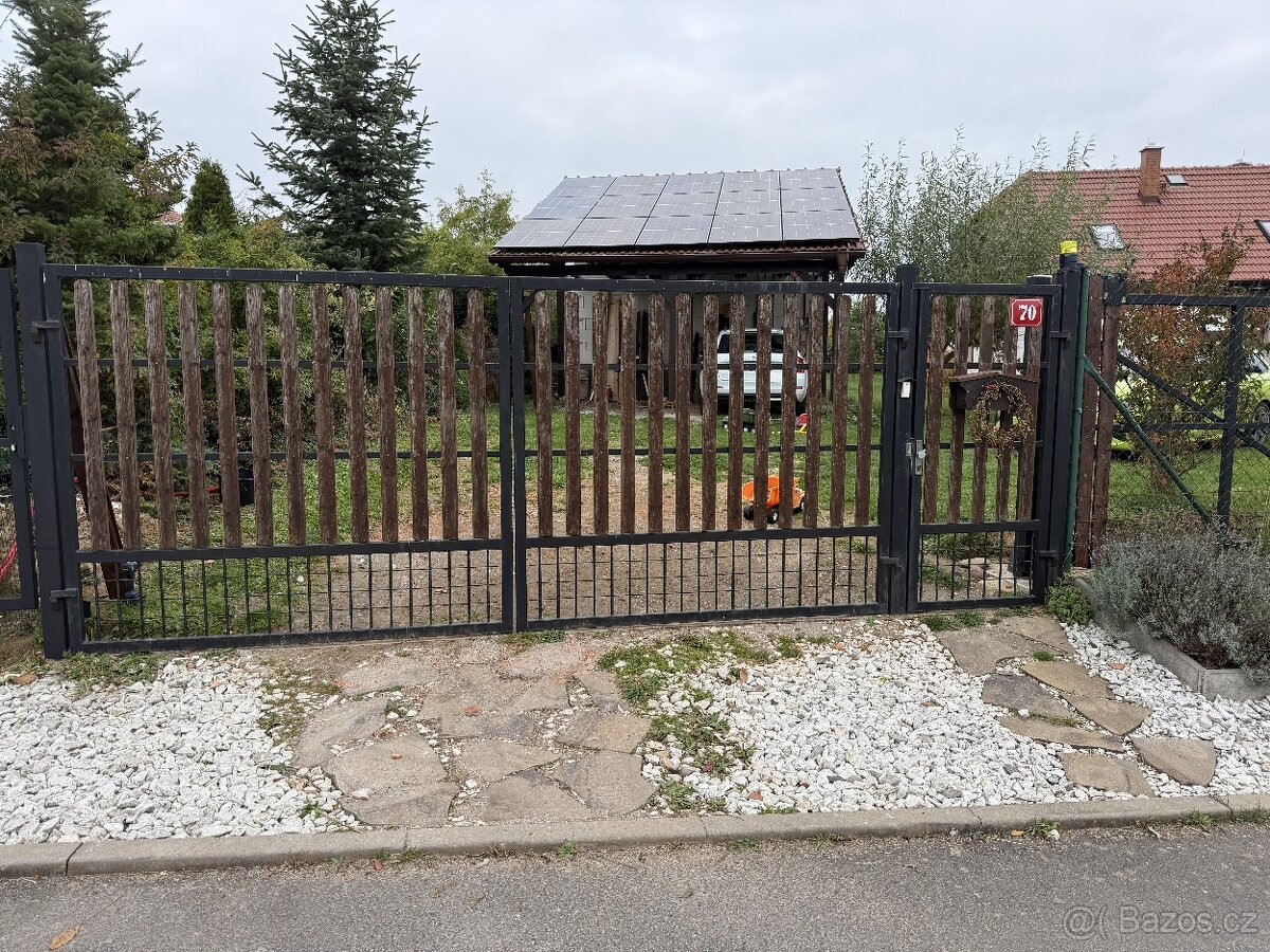 Vrata ocelová dvoukřídlá 4,4 x 1,9m