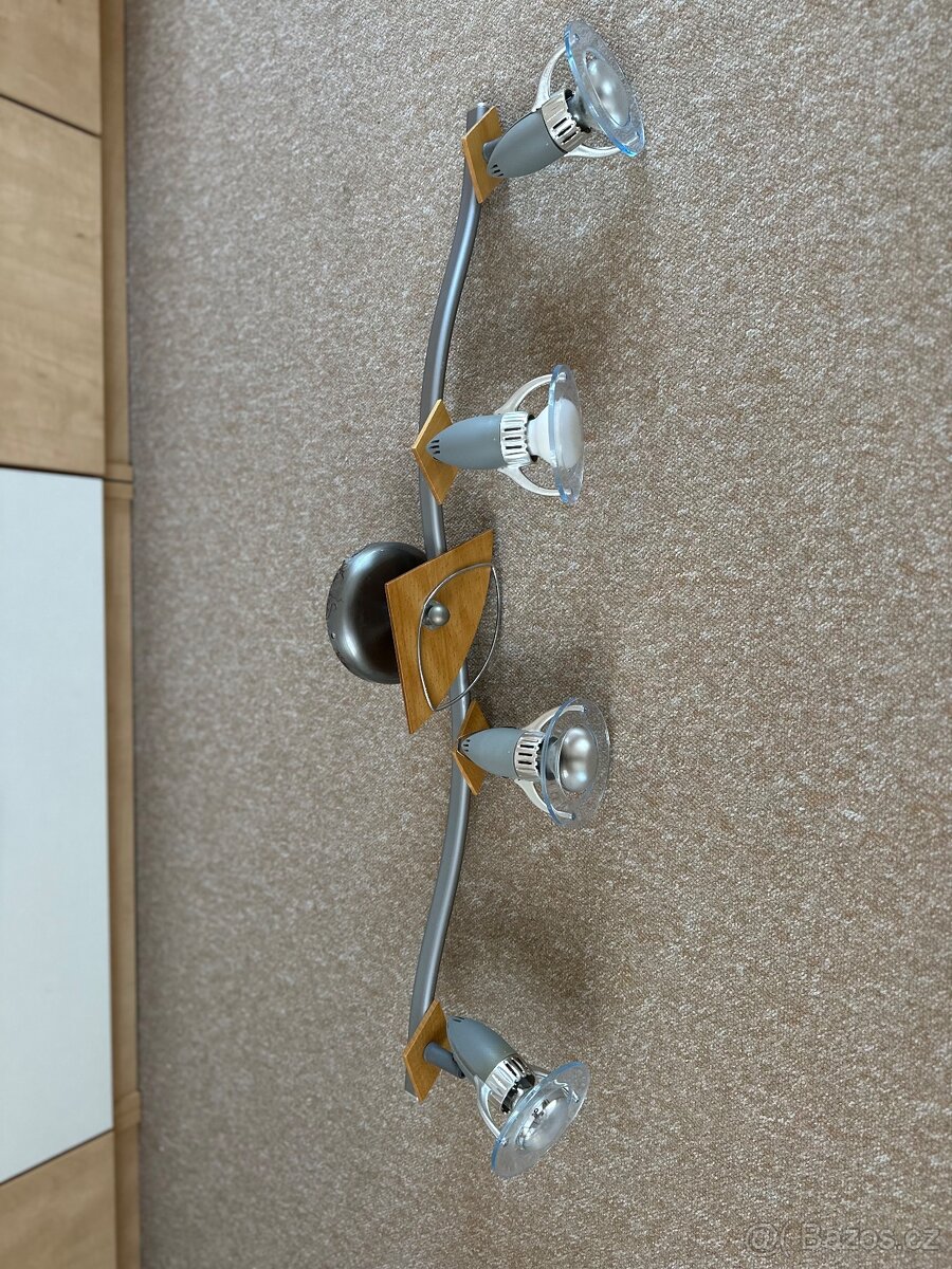 Stropní 4 bodové světlo