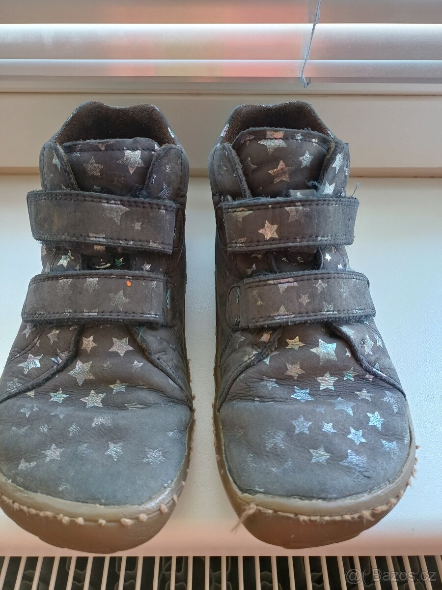 Froddo celoročky vel. 32 mírně zateplené