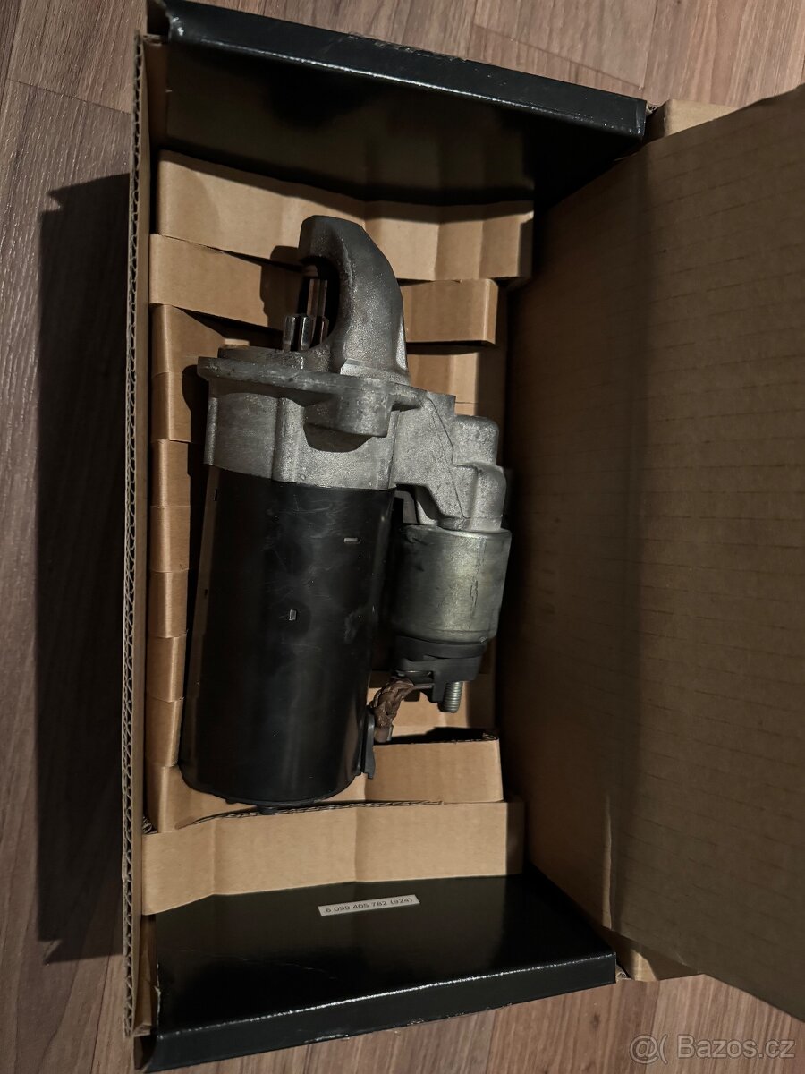 Startér BMW E91 325D