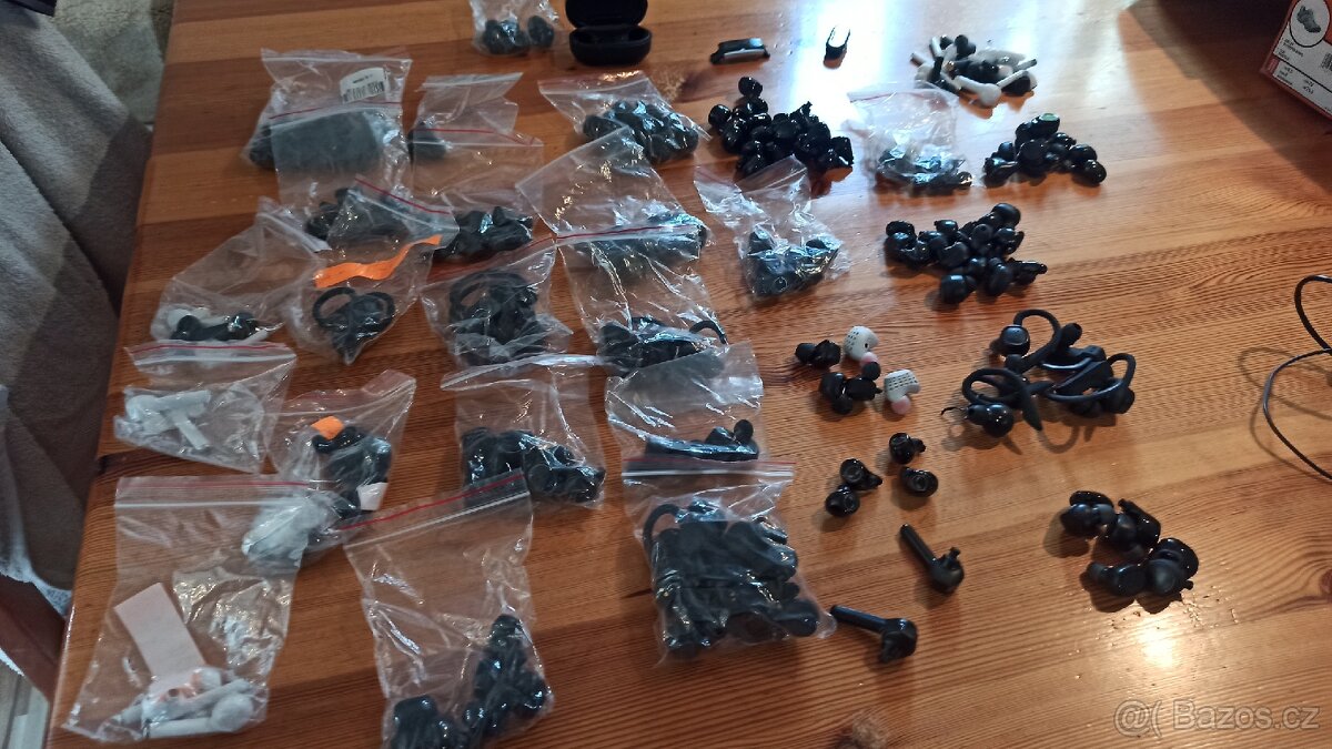 Bezdrátová sluchátka BT