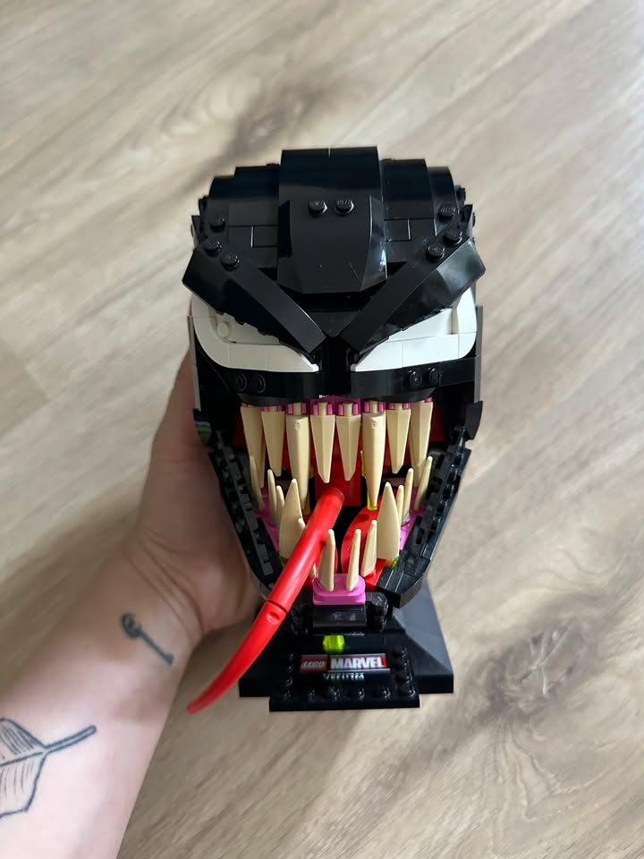 LEGO® Marvel Venom (76187)