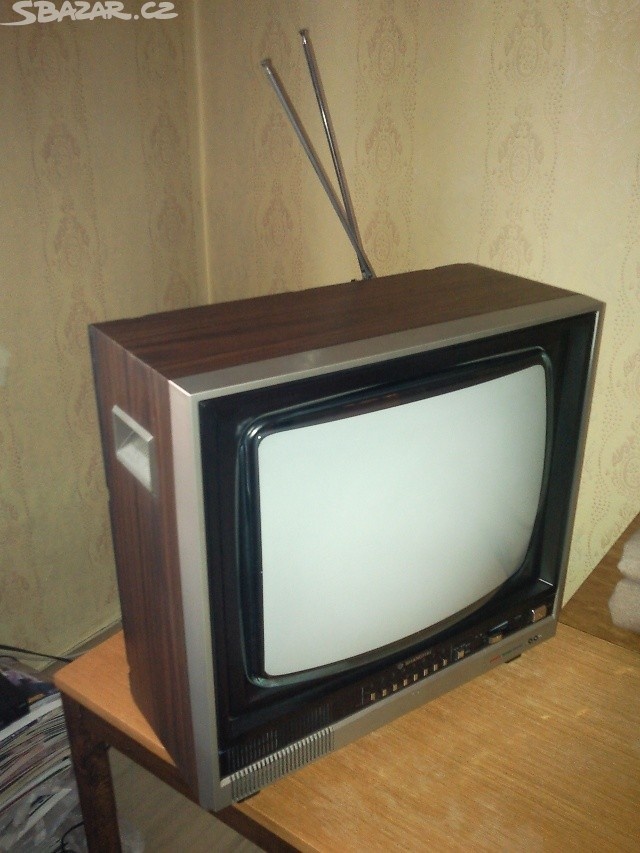 Predám farebný televízor SHANGHAI - model Z647-1A